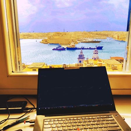Cove 532 By Savynomad Harbour Residences Wow View バレッタ エクステリア 写真